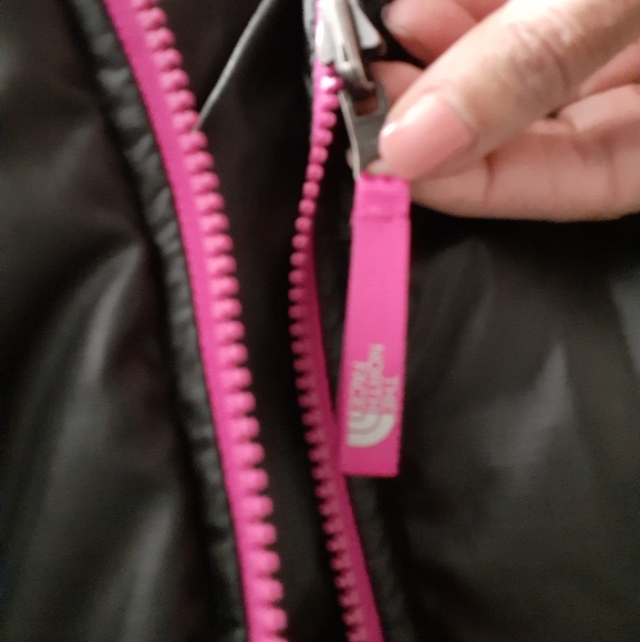 The North Face puffer jacket - Picture 7 of 10